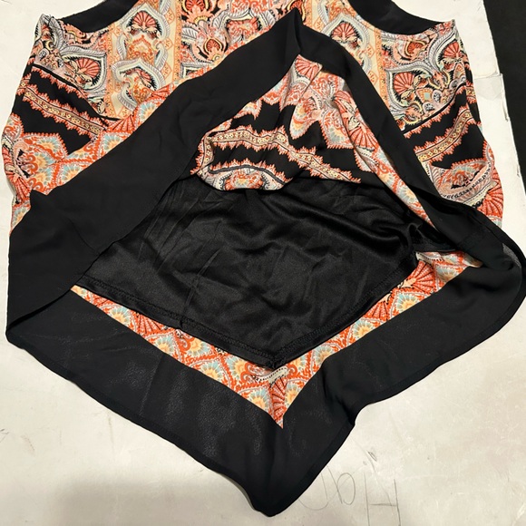 I.N. San Francisco top - Picture 5 of 6